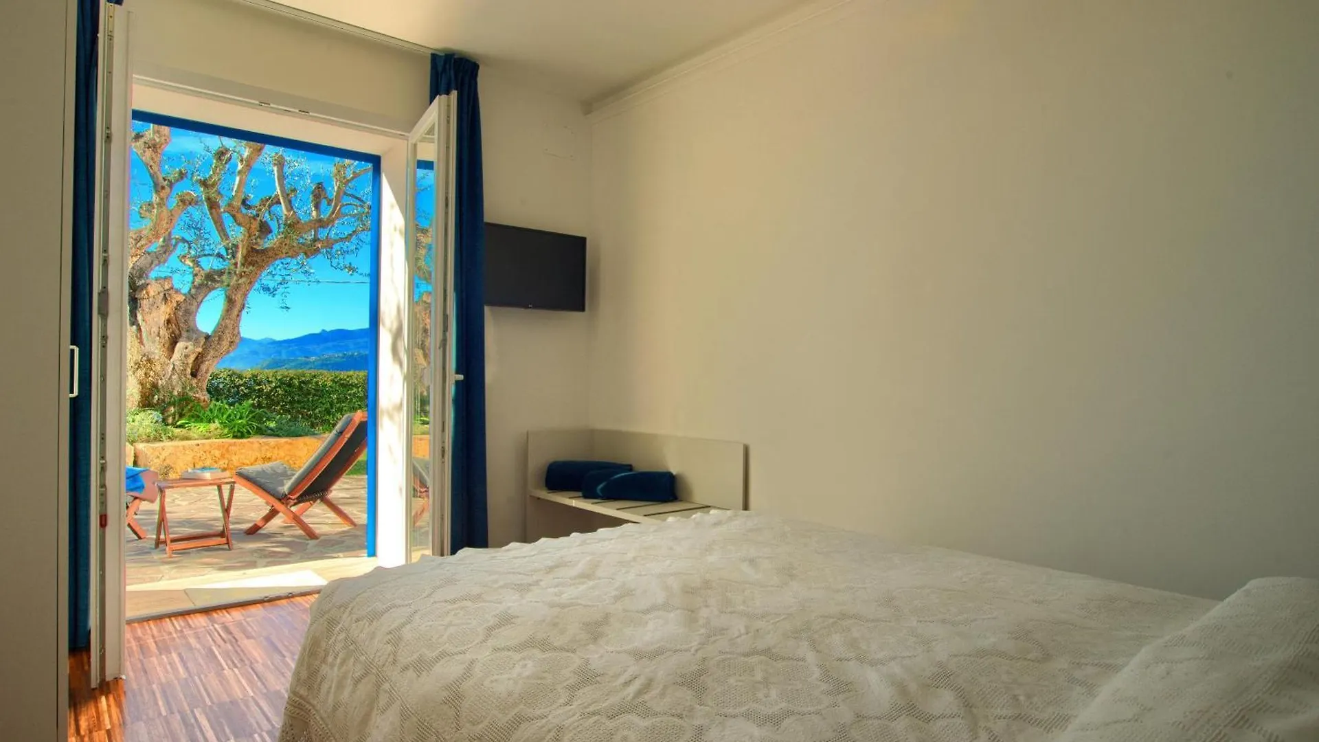 Holiday home Casa Con 2 Camere Da Letto,Piscina Jacuzzi Ac Wifi E Bici Elettriche Bordighera Italy