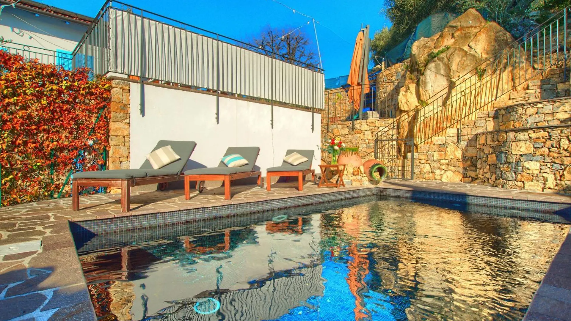 Casa Con 2 Camere Da Letto,Piscina Jacuzzi Ac Wifi E Bici Elettriche Bordighera 0*,