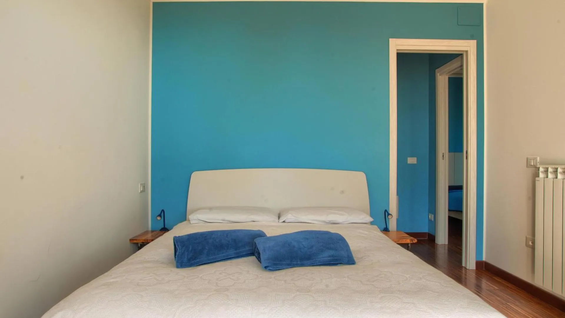 Casa Con 2 Camere Da Letto,Piscina Jacuzzi Ac Wifi E Bici Elettriche Bordighera 0*,  Italy